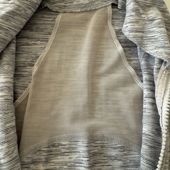 define jacket luon wee are from space nimbus battleship size 6 lululemon euc - Picture 3 of 10